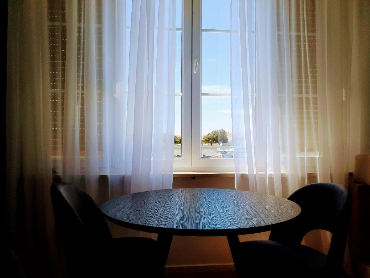 Accommodation Iva ザダル エクステリア 写真